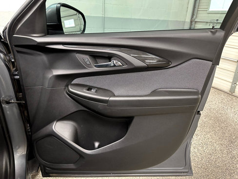 Used 2021 Chevrolet TrailBlazer LT w/ Premium Seating Package image 27