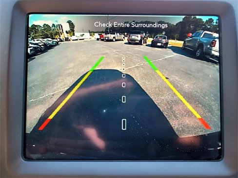 Used 2023 Jeep Cherokee Altitude Lux image 18
