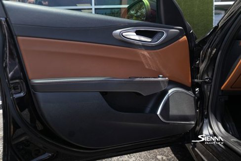 Used 2018 Alfa Romeo Giulia image 17