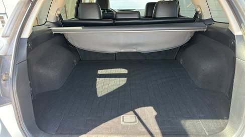 Used 2014 Subaru Outback 2.5i Limited image 11