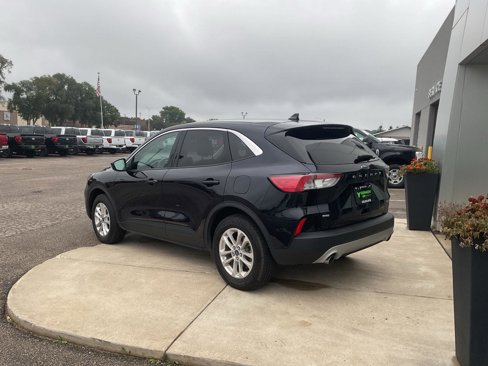 Used 2021 Ford Escape SE w/ Cold Weather Package image 3
