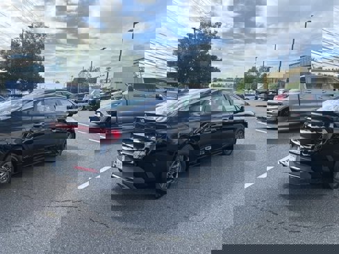 Used 2022 Kia K5 LX image 4