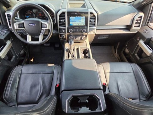 Used 2017 Ford F150 Lariat image 17
