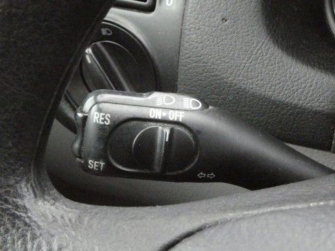 Used 2006 Volkswagen Golf GLS image 9