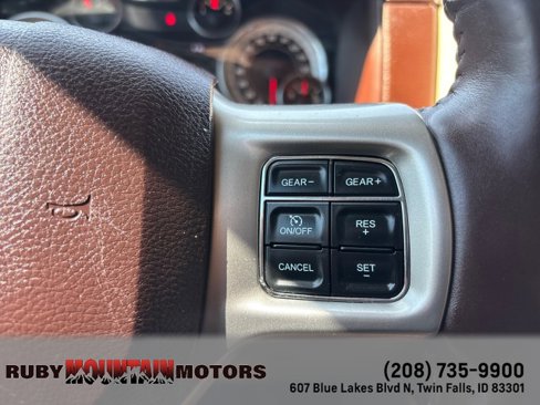 Used 2016 RAM 1500 Laramie w/ Convenience Group image 18