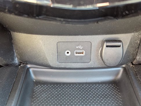 Used 2018 Nissan Rogue SV image 25