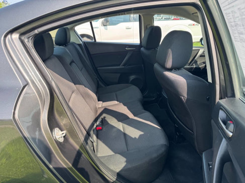 Used 2013 MAZDA MAZDA3 i Touring image 13