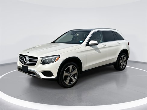 Used 2018 Mercedes-Benz GLC 300 4MATIC image 1