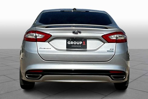 Used 2015 Ford Fusion SE image 4