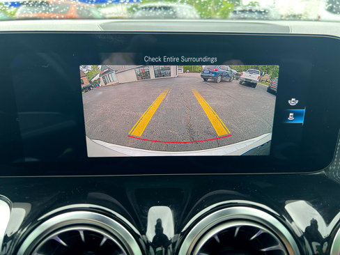 Used 2022 Mercedes-Benz GLB 250 4MATIC image 28