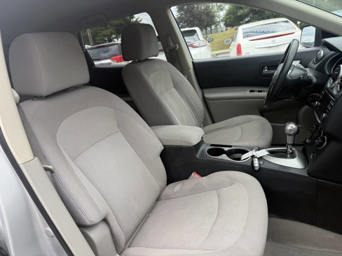 Used 2013 Nissan Rogue SV image 11