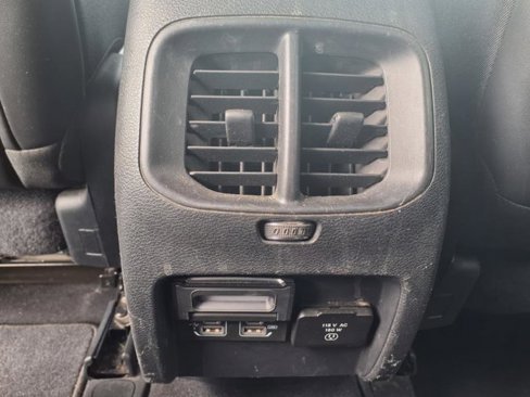 Used 2020 Jeep Cherokee Limited image 14