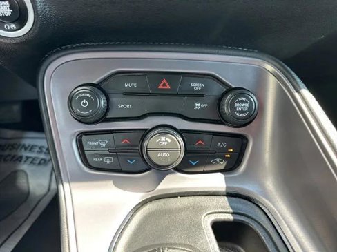 Certified 2023 Dodge Challenger SXT image 17