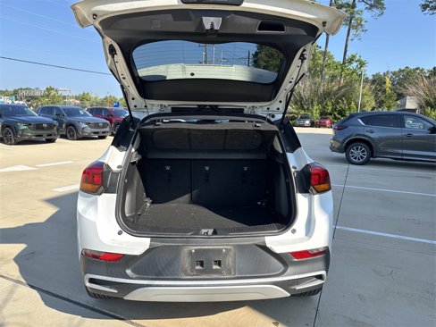 Used 2021 Buick Encore GX Preferred w/ Cold Weather Comfort Package image 8