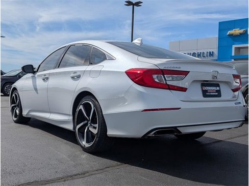 Used 2019 Honda Accord Sport image 5