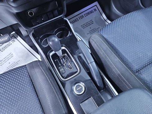 Used 2017 Mitsubishi Outlander ES image 22