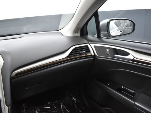 Used 2014 Ford Fusion Energi SE image 15