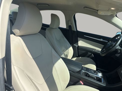 Used 2017 Ford Fusion Titanium image 15