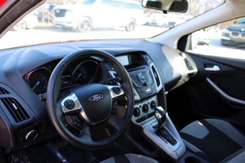 Used 2012 Ford Focus SE image 16