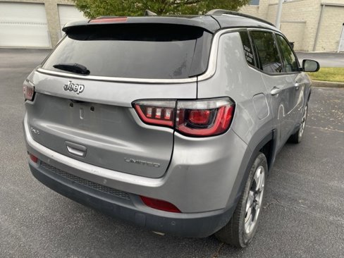 Used 2021 Jeep Compass Limited w/ Sun and Sound Group image 16