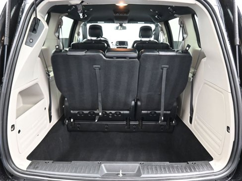 Used 2019 Dodge Grand Caravan SXT image 51
