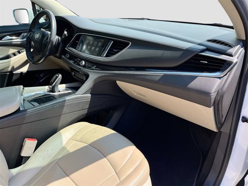 Used 2019 Buick Enclave Essence image 25
