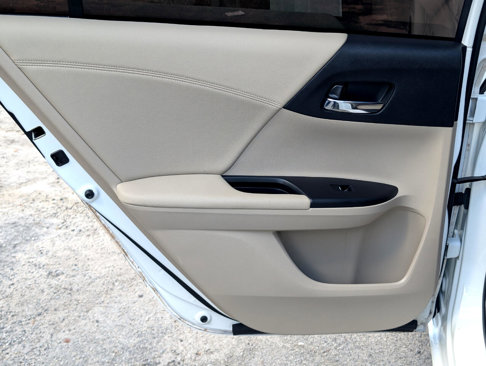 Used 2013 Honda Accord EX-L image 38