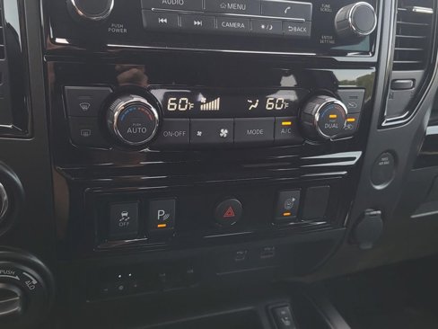 Used 2023 Nissan Titan SV w/ SV Convenience Package image 19