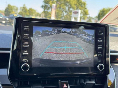 Certified 2020 Toyota Corolla LE image 24