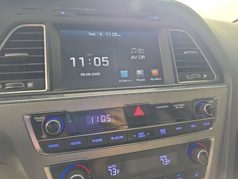 Used 2016 Hyundai Sonata Sport w/ Option Group 03 image 19