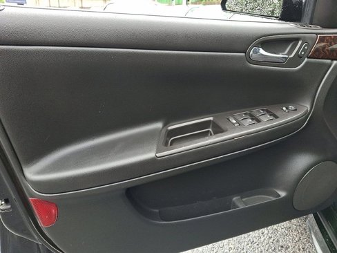 Used 2014 Chevrolet Impala Limited LS image 12