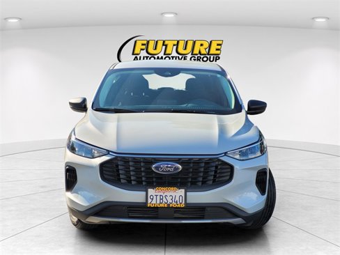 New 2025 Ford Escape Active image 2