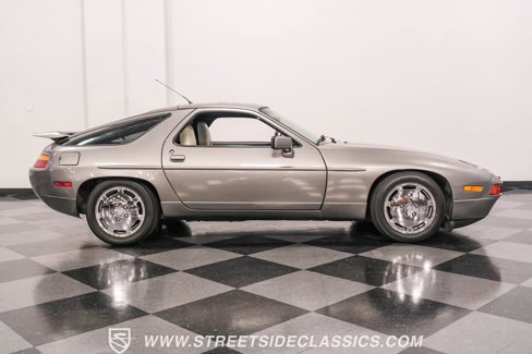 Used 1989 Porsche 928 S4 image 13