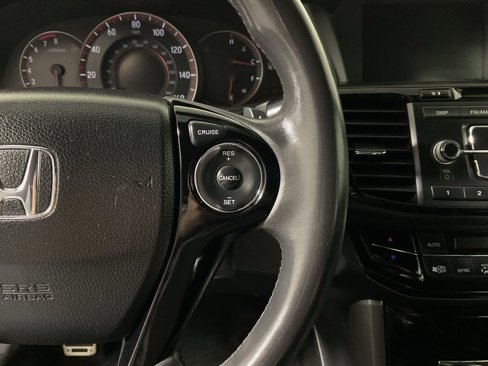 Used 2016 Honda Accord Sport image 25