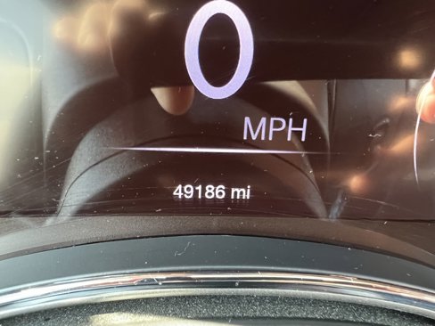 Used 2020 Jeep Grand Cherokee Laredo image 33