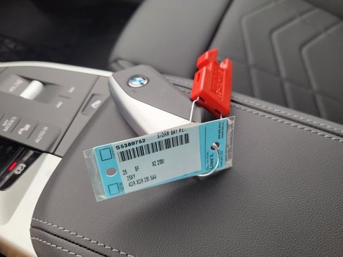 New 2025 BMW X2 xDrive28i w/ Convenience Package image 24