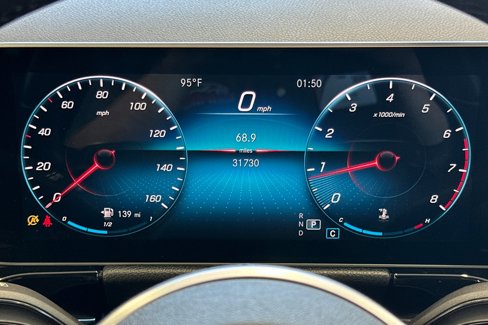 Certified 2021 Mercedes-Benz GLA 250 4MATIC w/ Premium Package image 24