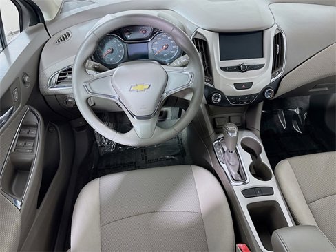 Used 2016 Chevrolet Cruze LS image 19