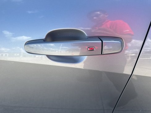 Used 2023 Chevrolet Malibu LT image 8