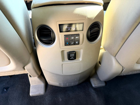 Used 2011 Honda Pilot LX image 25