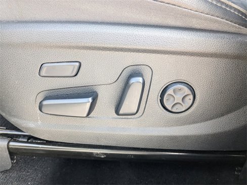 Used 2023 Hyundai Santa Fe Limited image 19