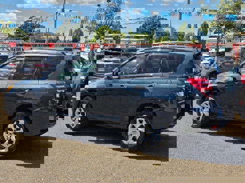 Used 2010 Toyota RAV4 4WD image 26