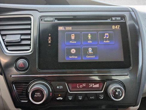 Used 2015 Honda Civic SE image 11