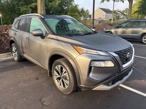 Used 2021 Nissan Rogue SV w/ Premium Package image 1