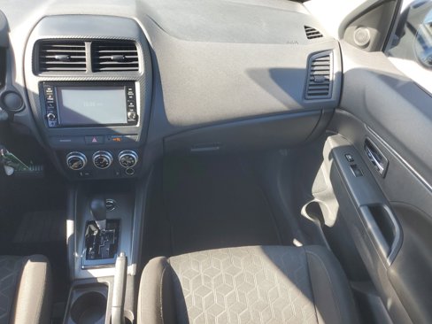 Used 2023 Mitsubishi Outlander Sport ES image 11