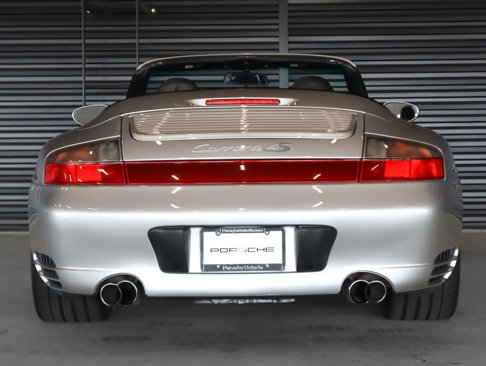 Used 2004 Porsche 911 Carrera 4S image 10