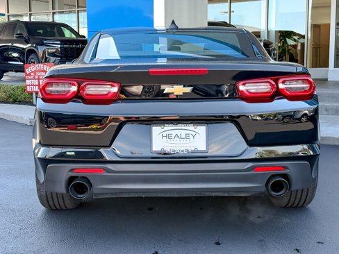 Used 2023 Chevrolet Camaro LT image 5