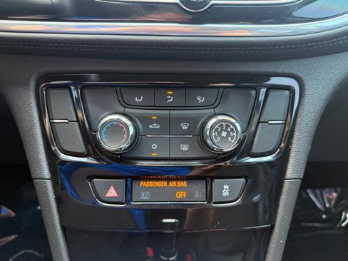 Used 2019 Buick Encore Preferred w/ Safety Package image 27