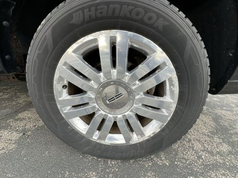 Used 2013 Lincoln Navigator L 4WD w/ HD Trailer Tow Pkg image 32