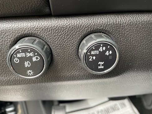 Used 2016 GMC Canyon SLT image 17